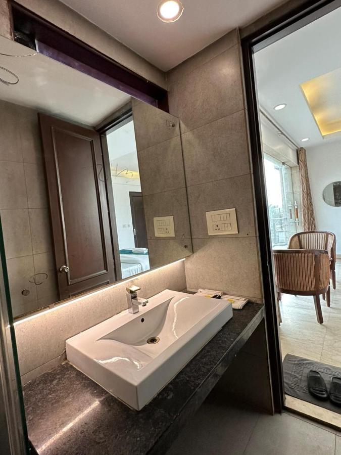 Hotel The Imperio Нью-Делі Екстер'єр фото